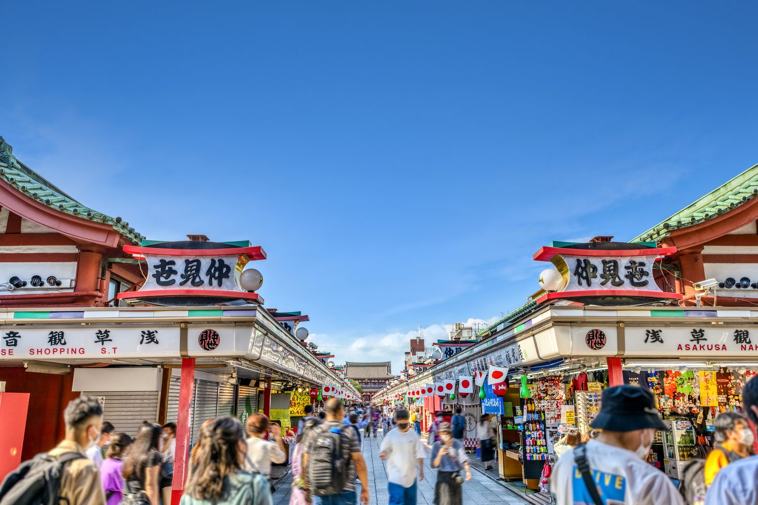 浅草寺 仲見世通りの商店街（東京都台東区）