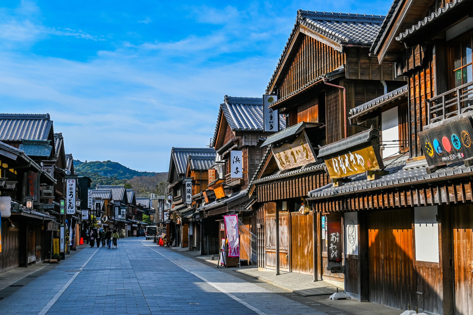 おかげ横丁の街並み