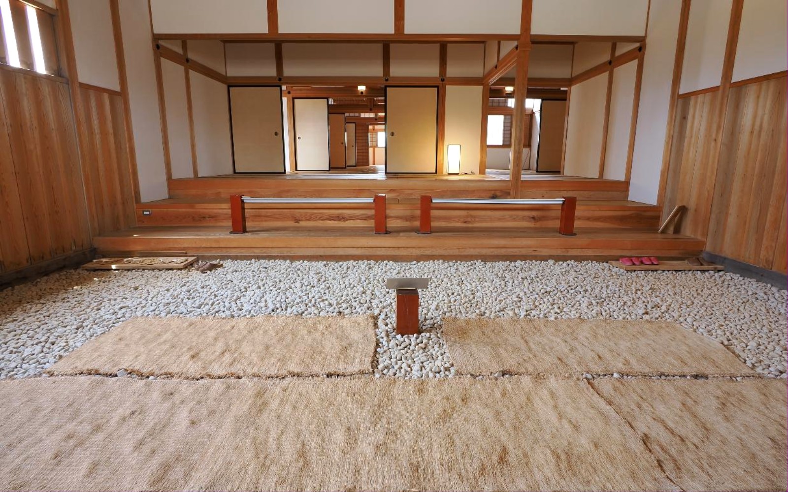 復元された佐渡奉行所（PIXTA）